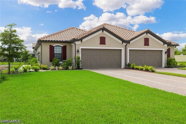 Photo - 15155 Tolmino St