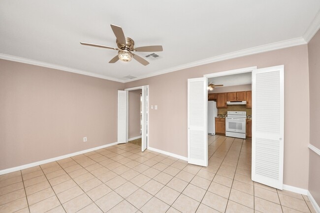 Building Photo - 14115 Wickersham Ln