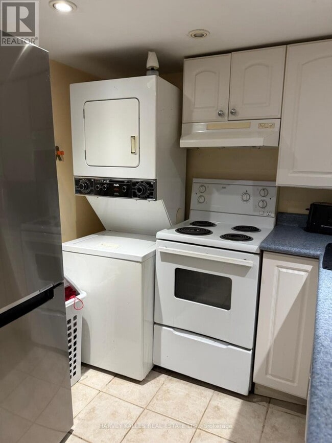 Photo - 32 Fuller Ave