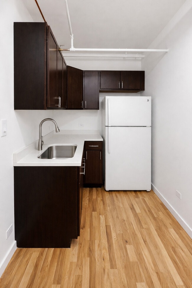Photo - 1509 E 54th St Unit G