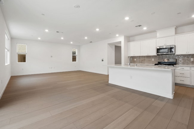 Photo - 8151 Lavigne Cir