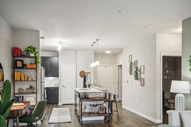 Photo - Mosby Poinsett