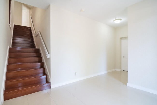 Photo - 2877 Kinsington Cir Unit 2877