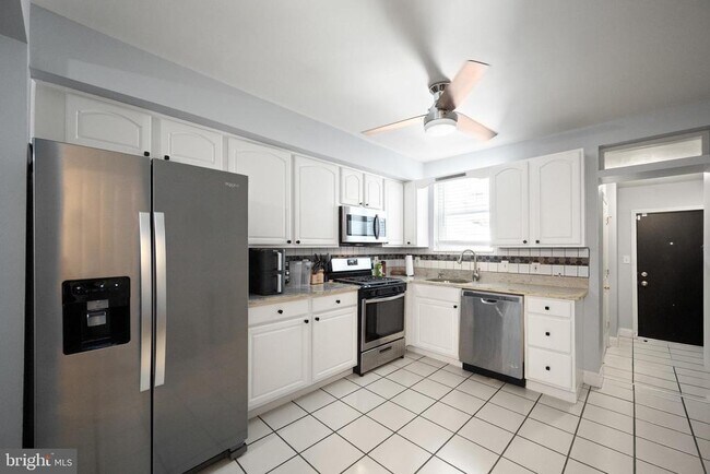 Photo - 517 S Ellwood Ave