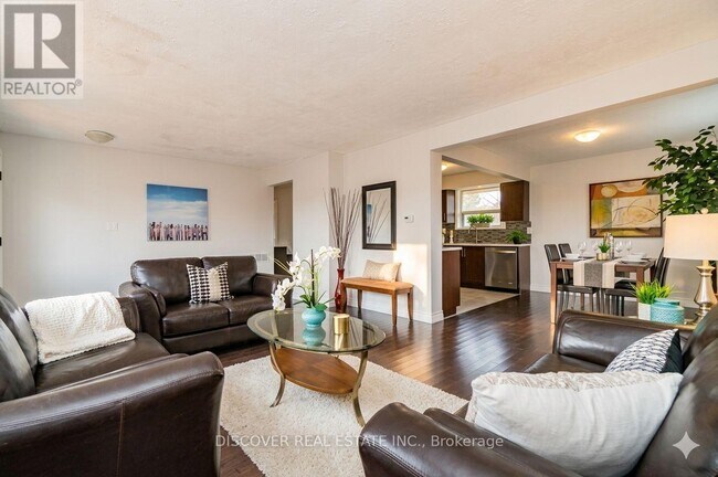 Photo - 14 Donata Dr