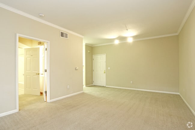 1BR,1BA-Mayor