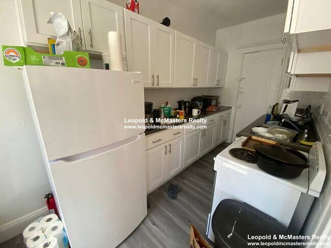 Photo - 90 Brainerd Rd