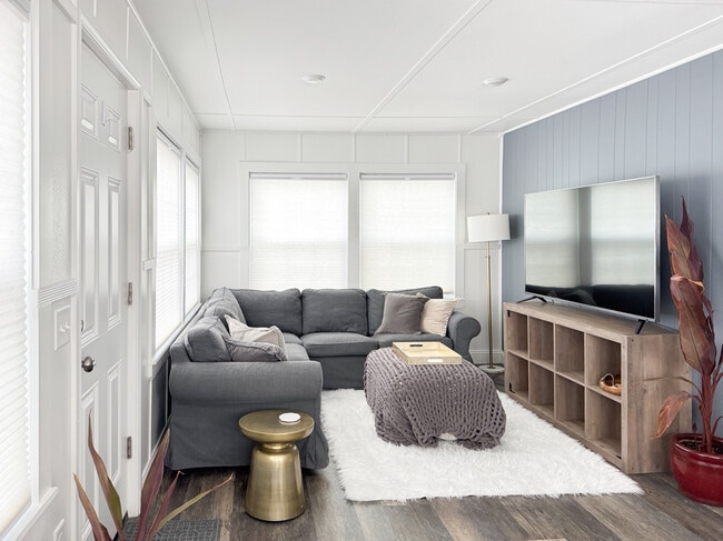 Photo - 12 Lincoln St Unidad Apt 1