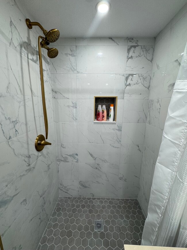 Photo - 104 E Euclid Ave