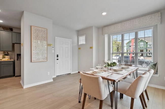 Photo - 2941 Baneberry Ln