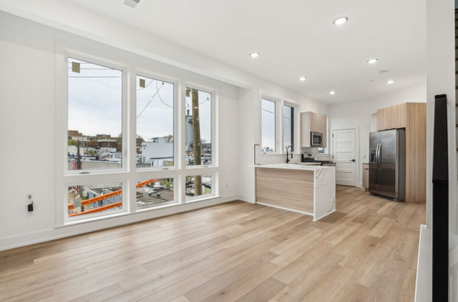 Building Photo - Brand New Apartments in Fishtown Unit 3