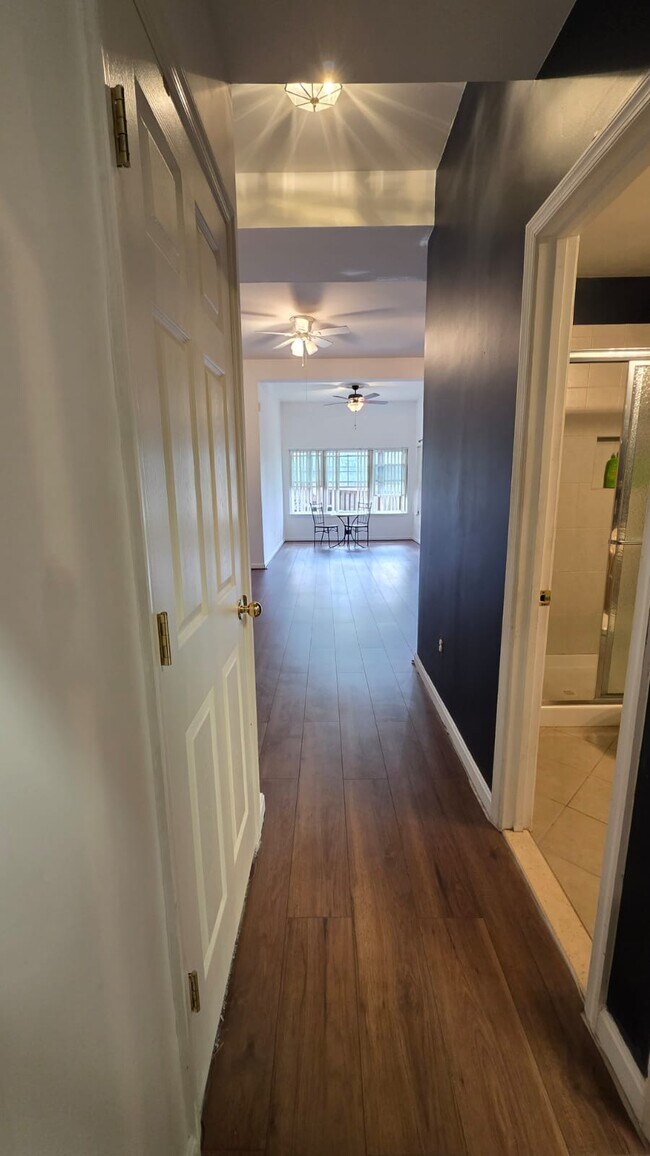 Photo - 11598 Tolson Pl