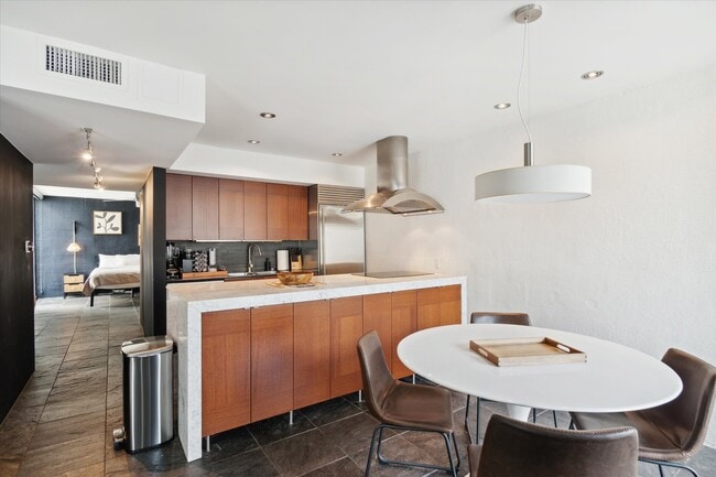 Photo - 3241 E Camelback Rd