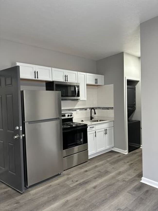 Building Photo - Irvington Living II: Renovated Comfort in ... Unit 4801-16