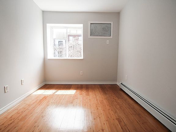 Photo - "Spacious 3-Bedroom Gem with 2 Full Baths ...