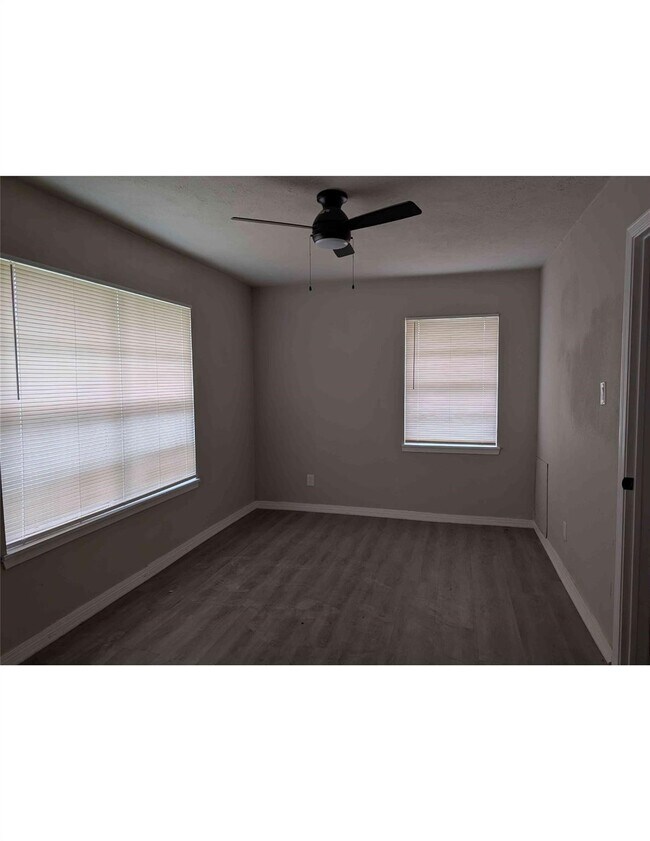 Photo - 10922 Lockgate Ln