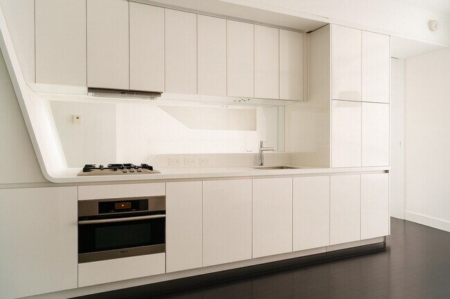 Photo - 130 Liberty St Unit ID1335704P