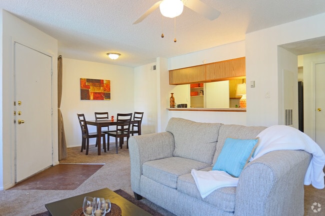 Photo - Arrowhead Pointe