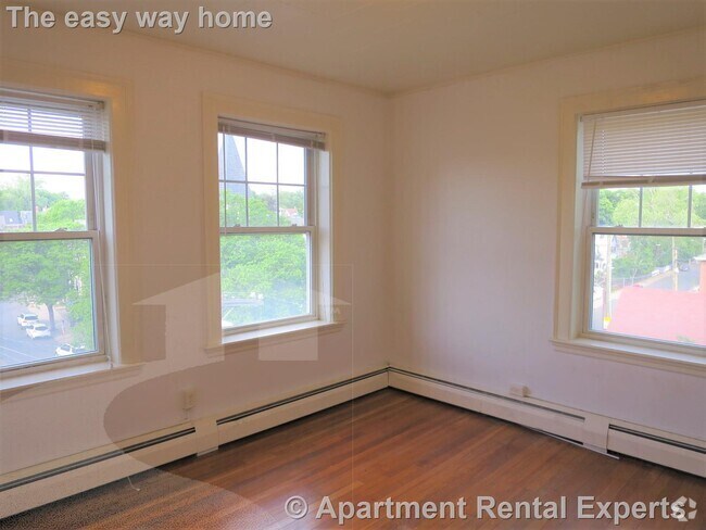 Building Photo - 36 College Ave Unit #41 Rental