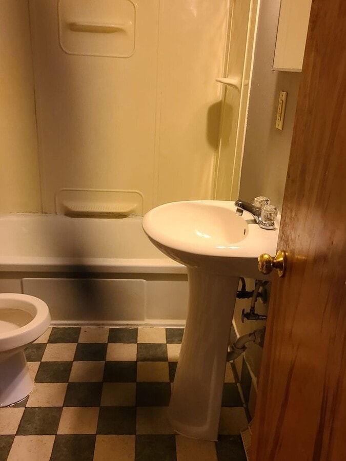 Photo - 2Bedroom/1Bath duplex