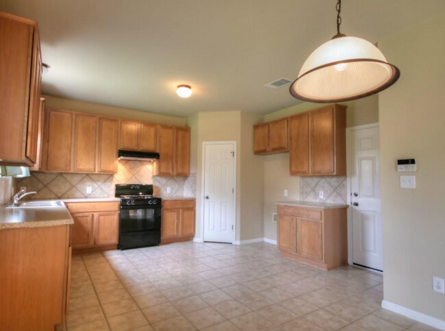 9624 Castle Pines Dr