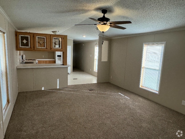 Building Photo - 4664 Highway 30 Rental