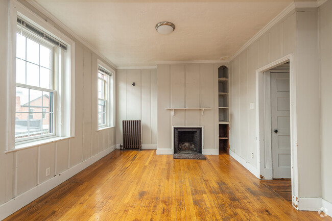 Building Photo - 83 Myrtle St Unit 2 Rental
