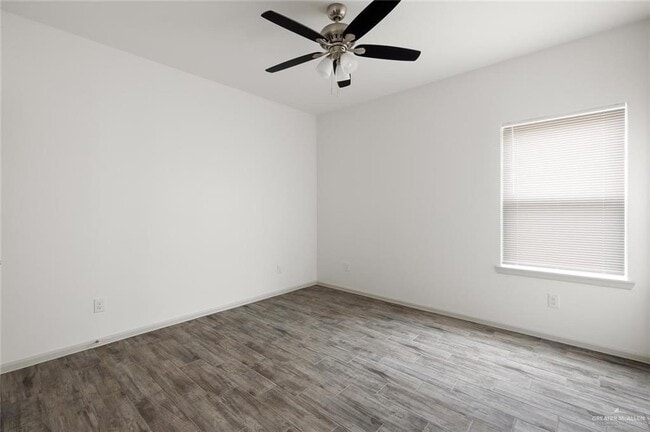 Photo - 7 Palm Dr Unit 4