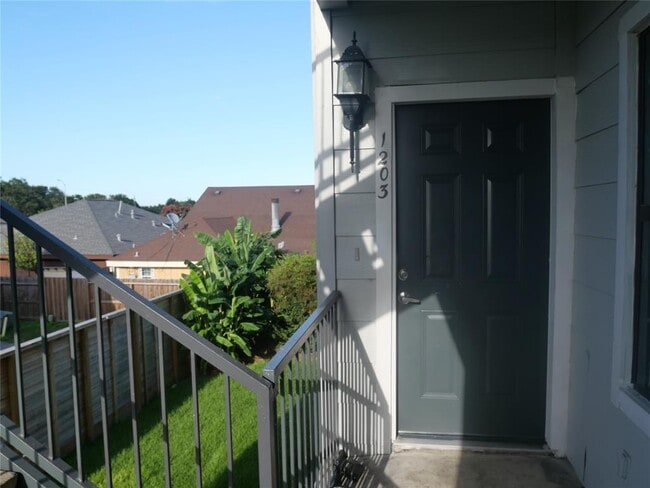 Photo - 6289 Wilcrest Dr Condo Unit 1203