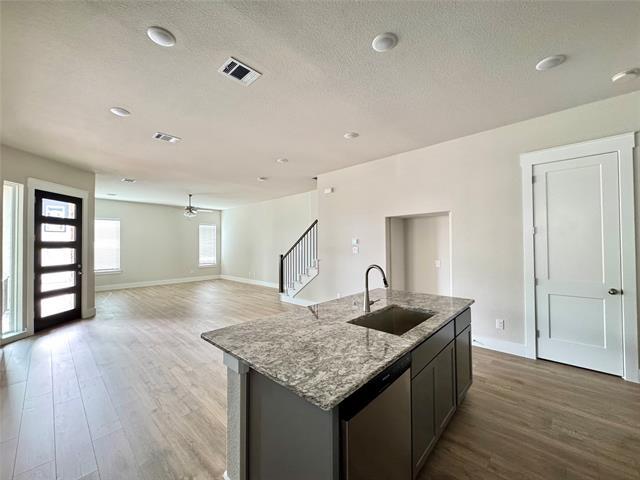 Photo - 805 Meadowcrest Dr