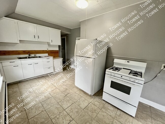 Photo - 268 Hoyt St Unidad 2