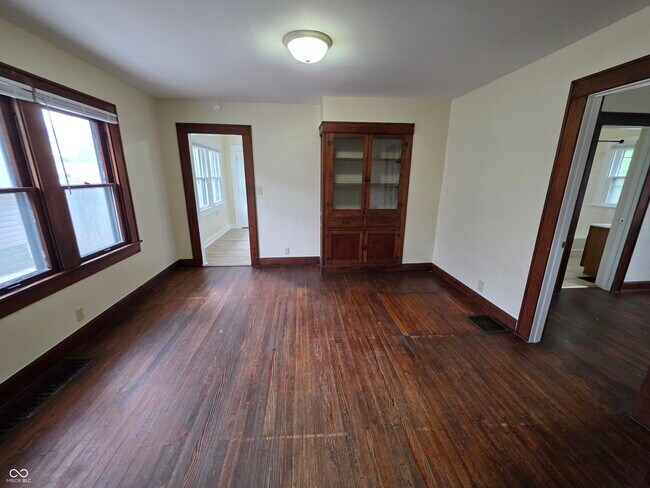 Photo - 1534 Dawson St