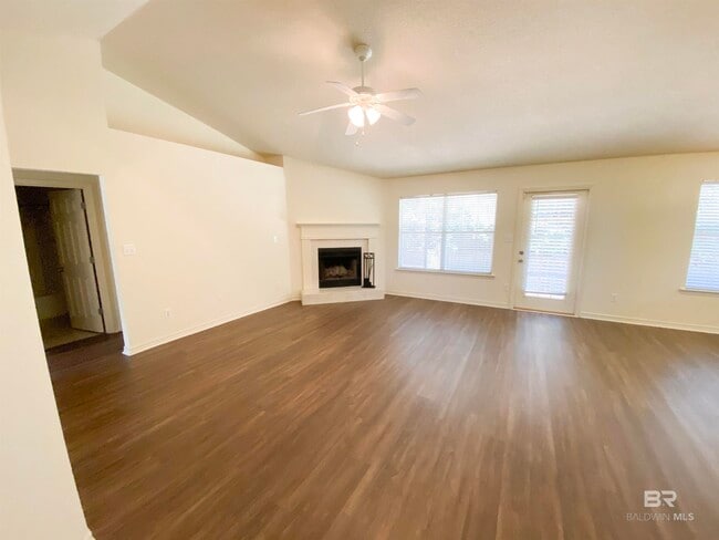 Photo - 11801 Balsam Ct