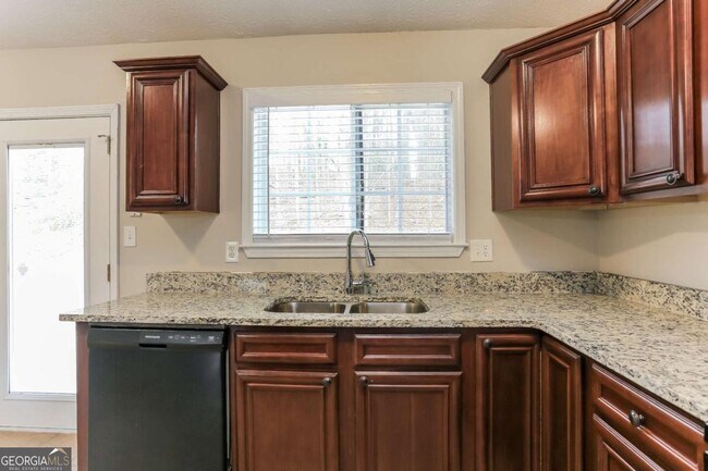 Photo - 4981 Galbraith Cir