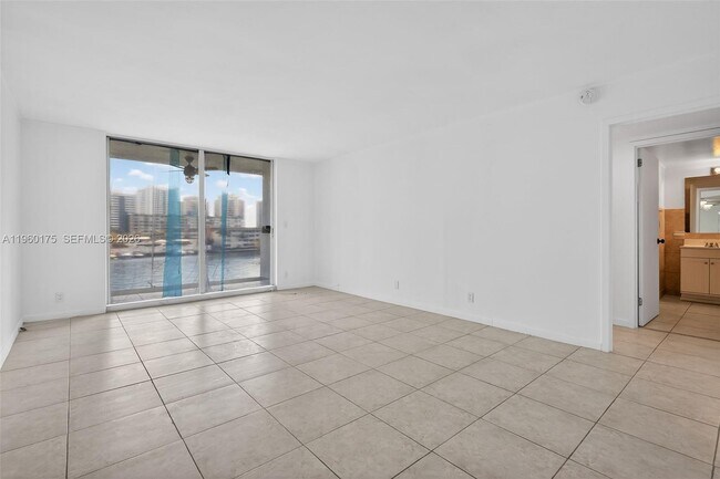 Photo - 100 Golden Isles Dr Unit 406