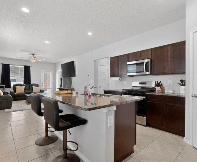 Photo - 10650 Valedon Ln SW