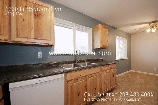 Photo - 1230 El Rancho Blvd