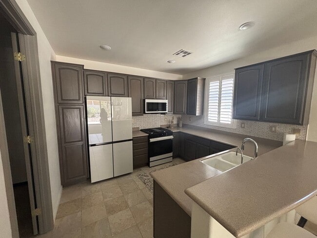 Photo - 2 BEDROOM, 2 BATHROOM IN 55+ COMMUNITY OF JESS RANCH