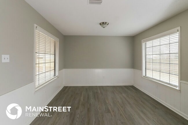 Photo - 4652 Benoit Dr