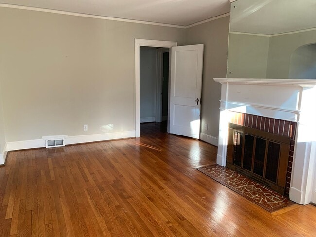 Photo - COMING SOON! 4 Bedroom (with office)-3 Bath- Pets negotiable