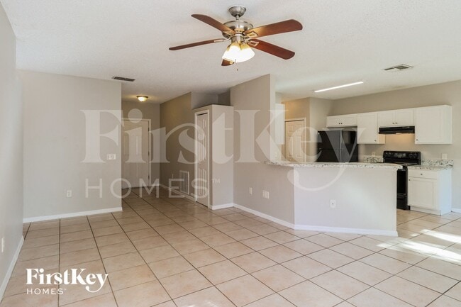 Photo - 111 Marsh St