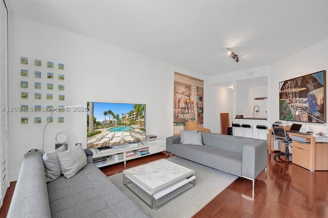 Photo - 715 Crandon Blvd Unit 406