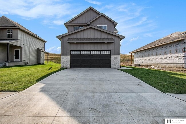 Building Photo - 15975 Kempten Crk Dr