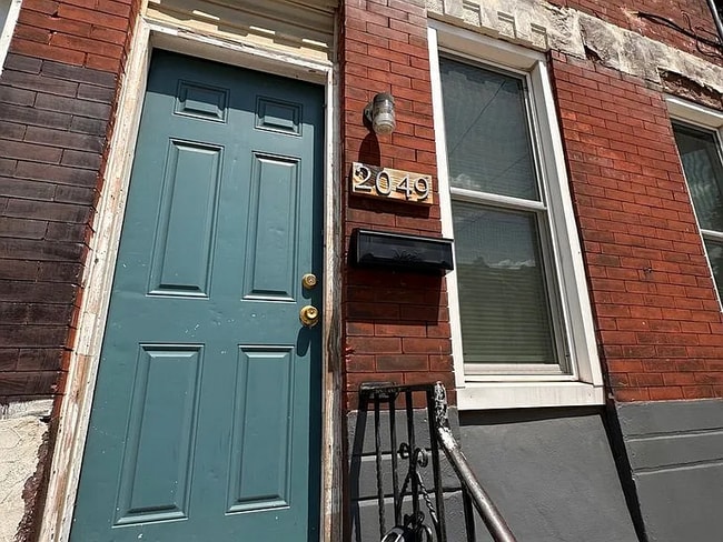 Photo - Beautiful 3BR house in great location.