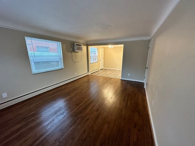 1924 Sutton Ave Unit 2