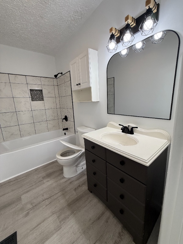 Photo - 4033 Porter Ave