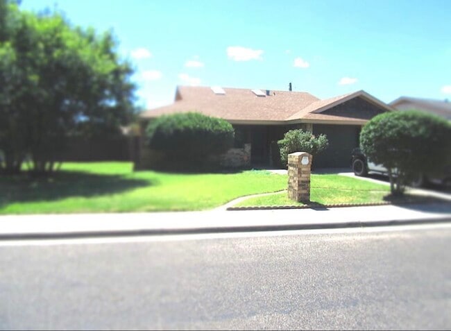 Building Photo - 103 Conley Pl