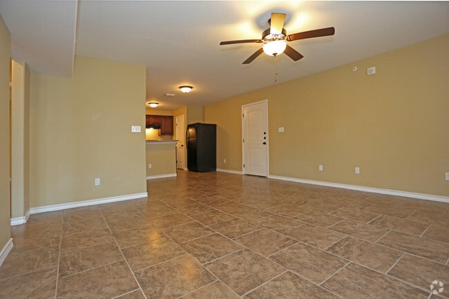 2 BD, 2 BA - 1,040 SF - Manhattan Apartments
