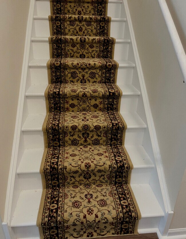 Photo - 437 Pine Lake Cir