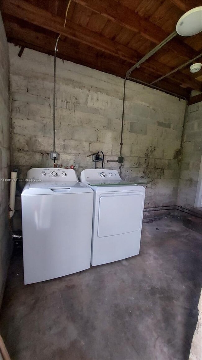 Photo - 8915 NW 10th Ave